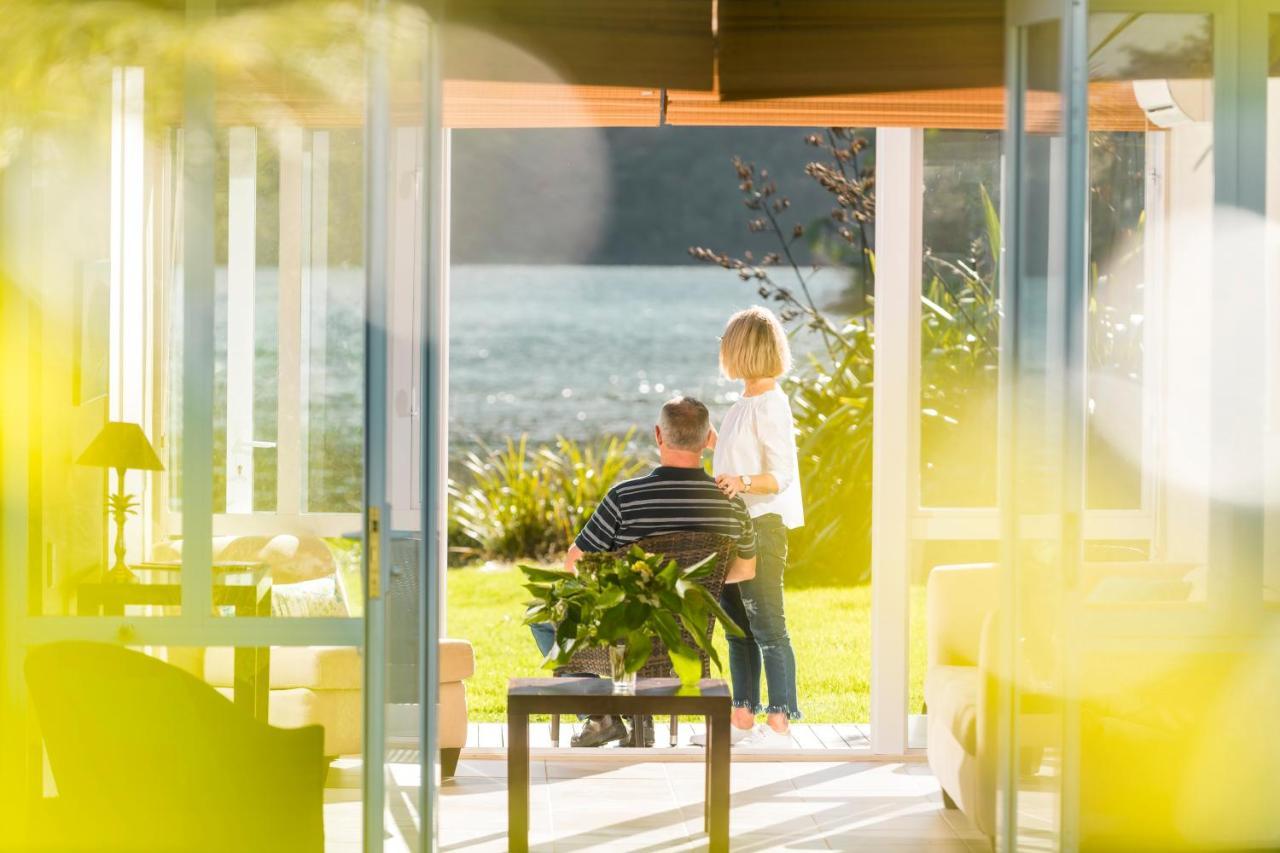 Furneaux Lodge Endeavour Inlet エクステリア 写真
