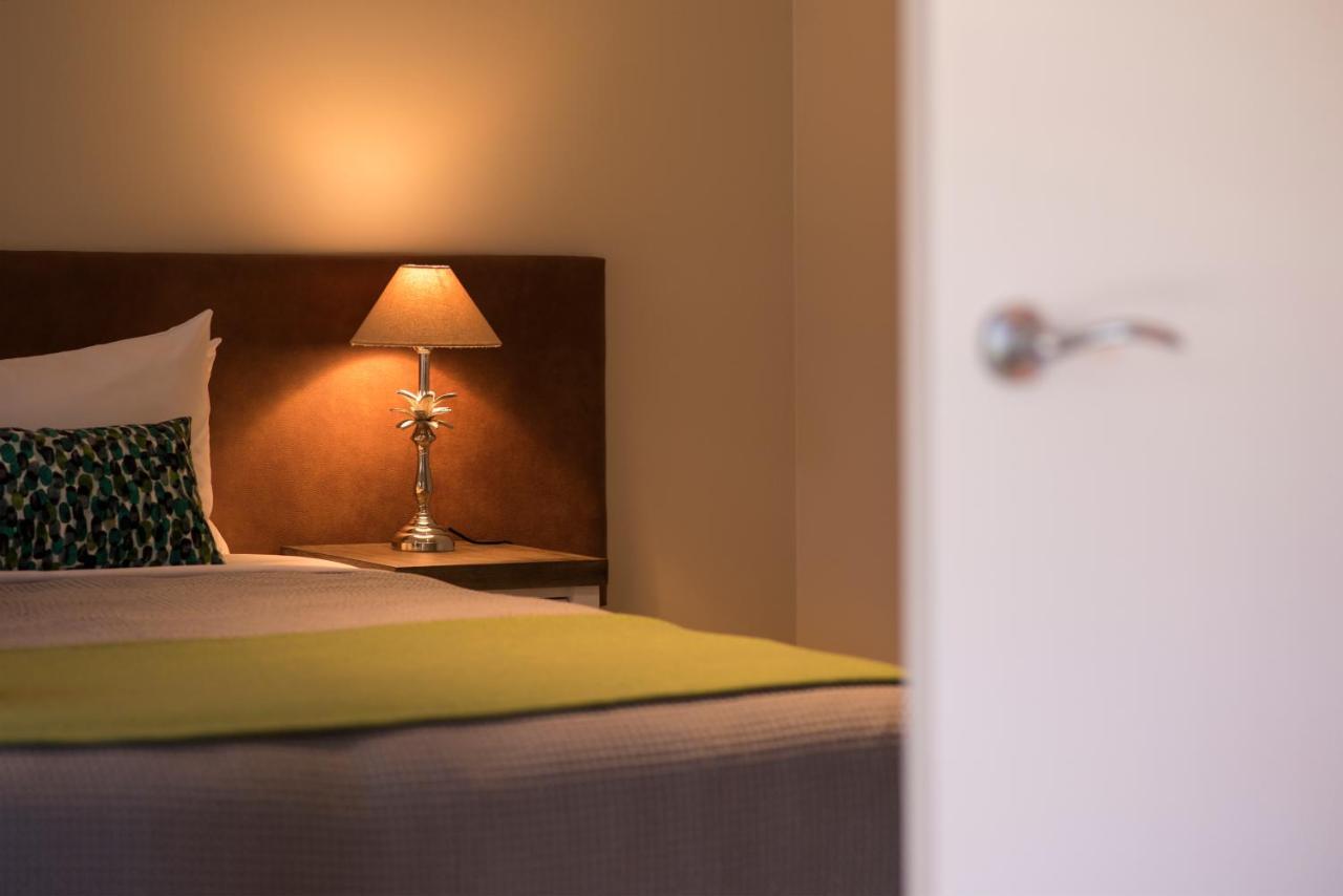 Furneaux Lodge Endeavour Inlet エクステリア 写真