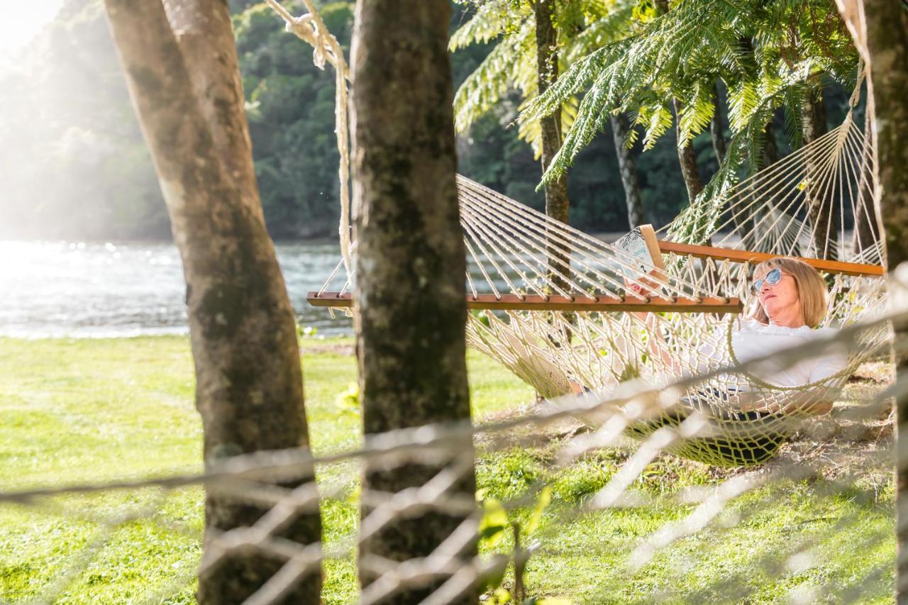 Furneaux Lodge Endeavour Inlet エクステリア 写真